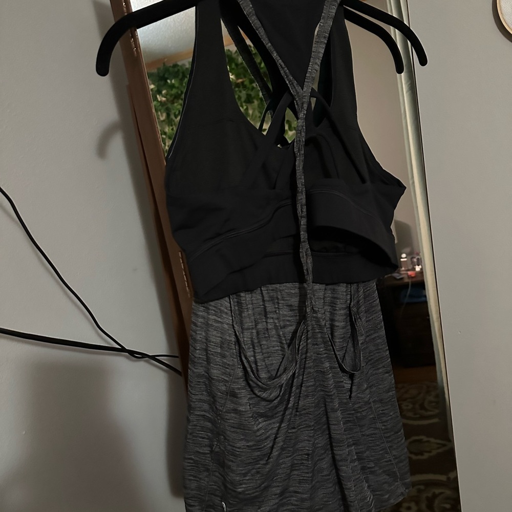Lululemon tank